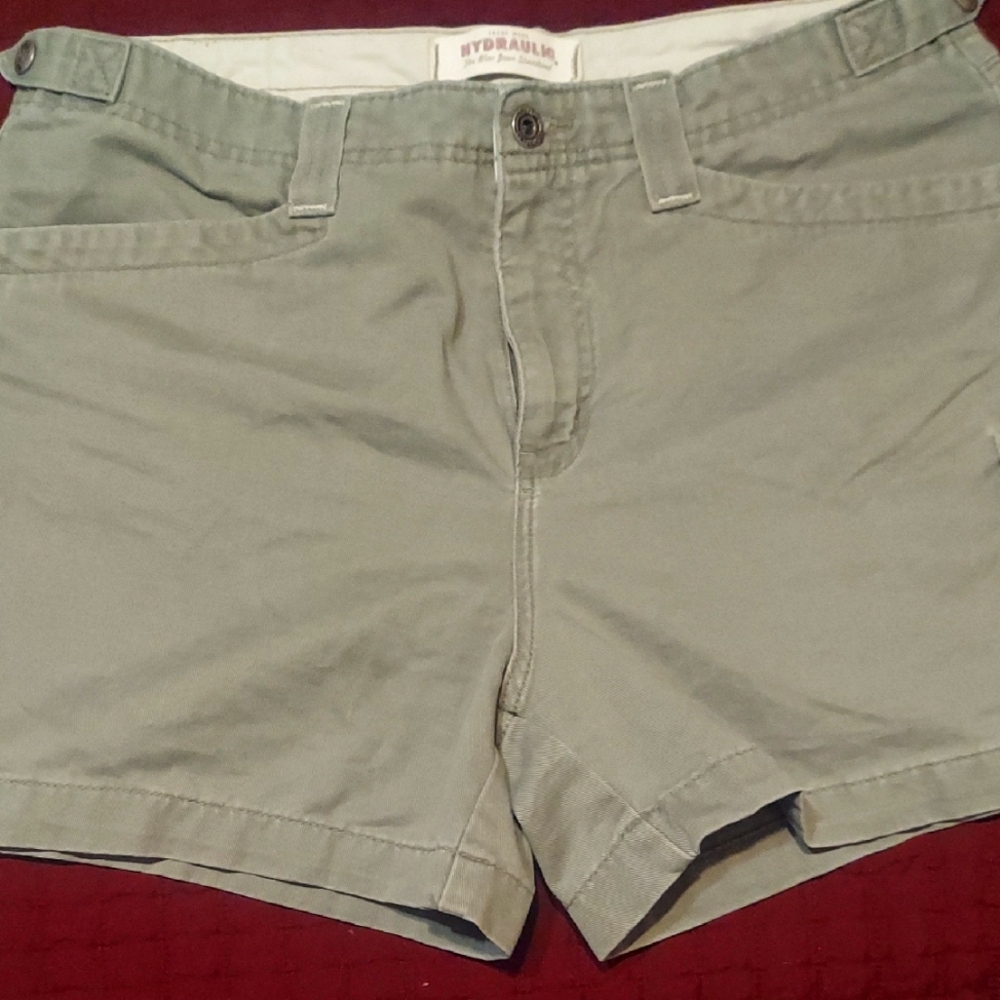 Hydraulic Khaki Green Shorts
